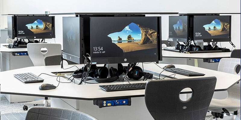 How to implement a digital language lab at your school